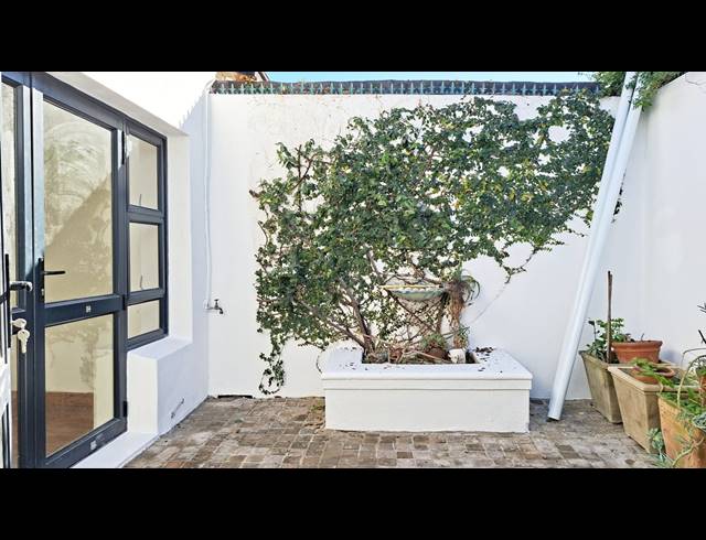 3 bed property to rent in RONDEBOSCH